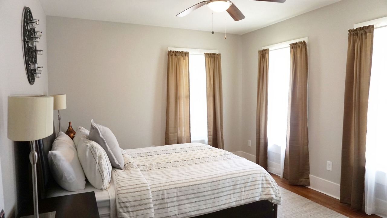 Photo of Bedroom in Humble
