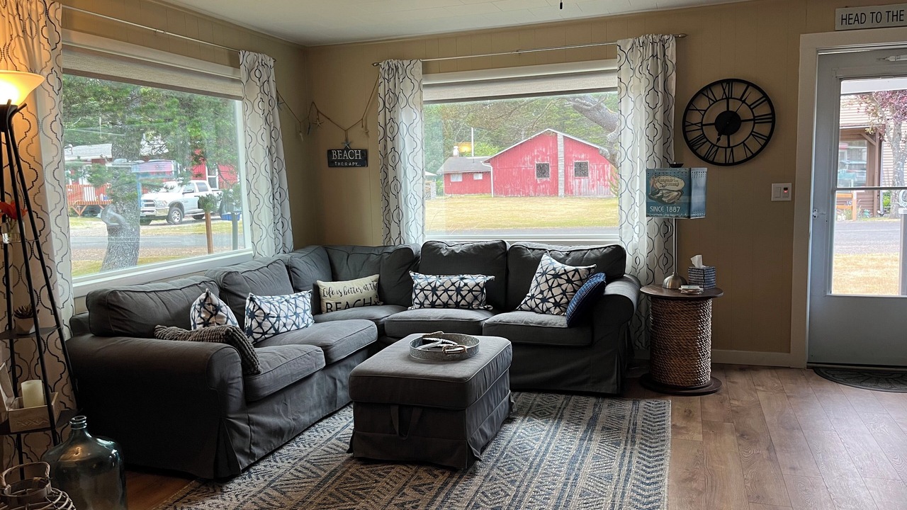 Photo of Bedroom in Long Beach