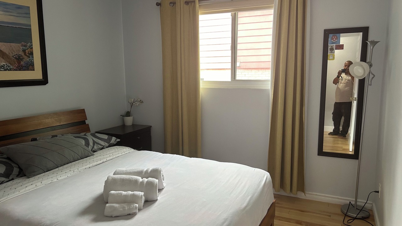 Photo of Bedroom in Richmond Hill