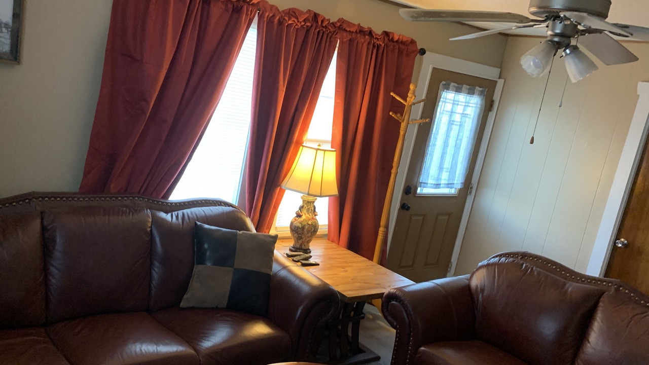 Photo of Livingroom in Angleton