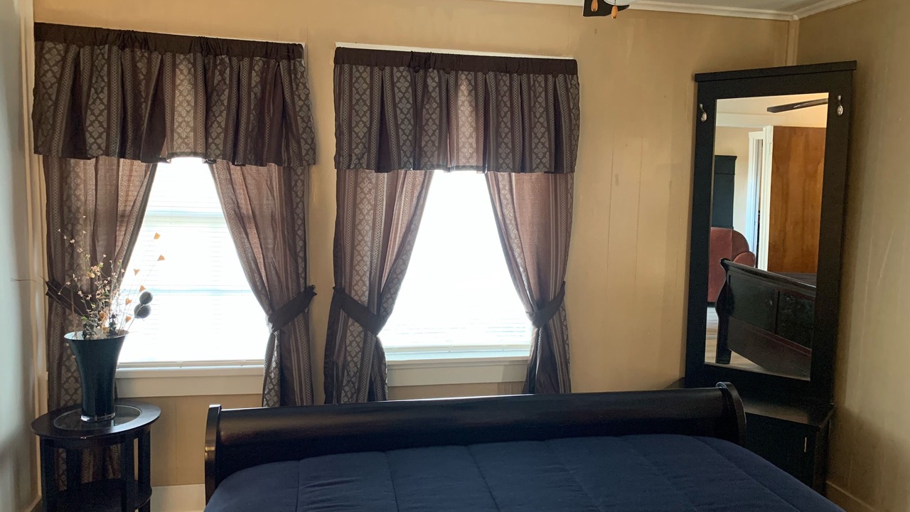 Photo of Bedroom in Angleton