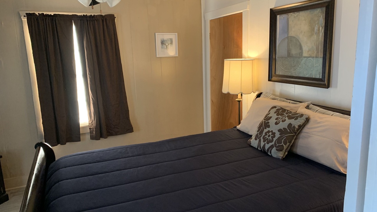 Photo of Bedroom in Angleton