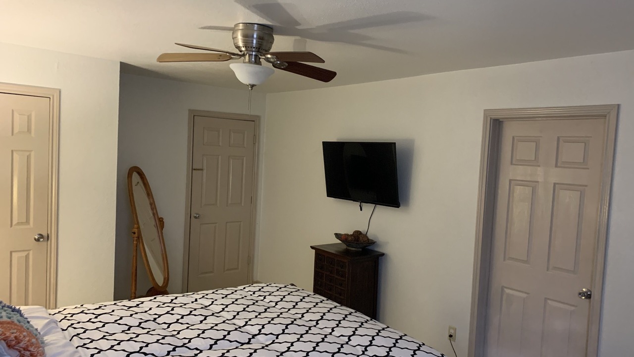 Photo of Bedroom in Angleton