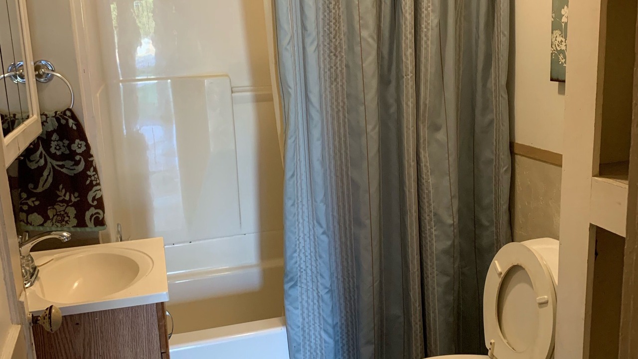 Photo of Bathroom in Angleton