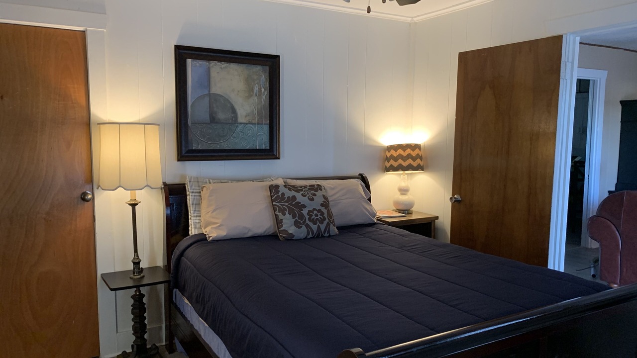 Photo of Bedroom in Angleton