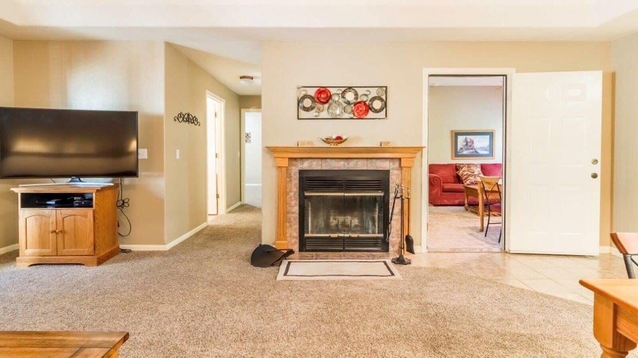 Photo of Livingroom in Branson West