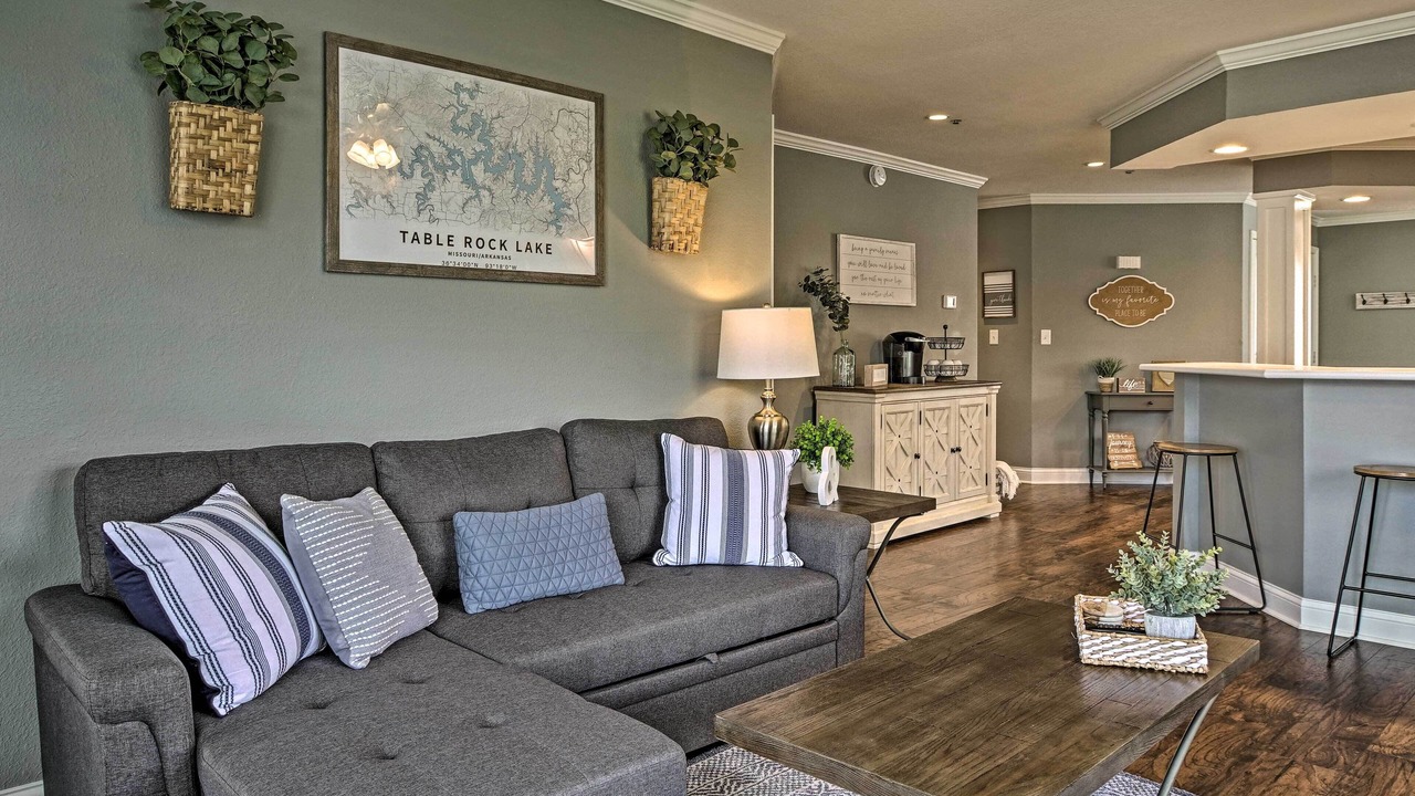 Photo of Livingroom in Table Rock