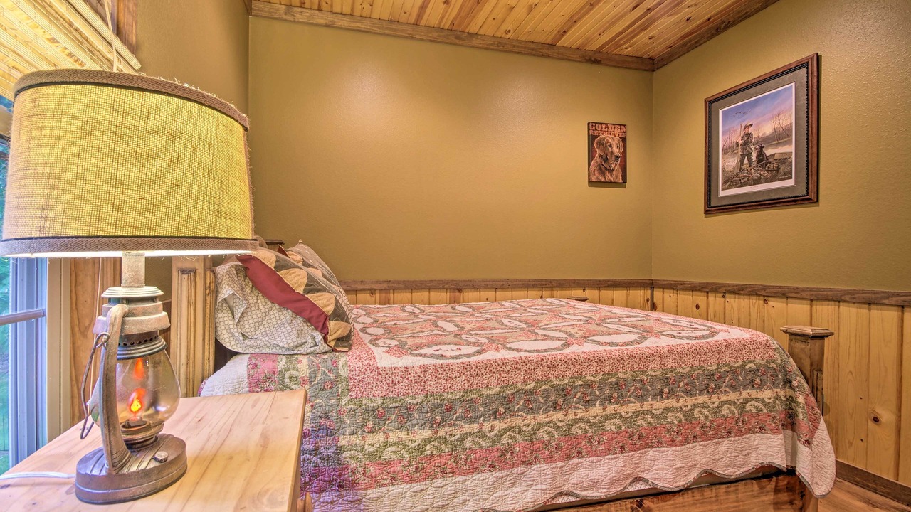 Photo of Bedroom in Mountain Home