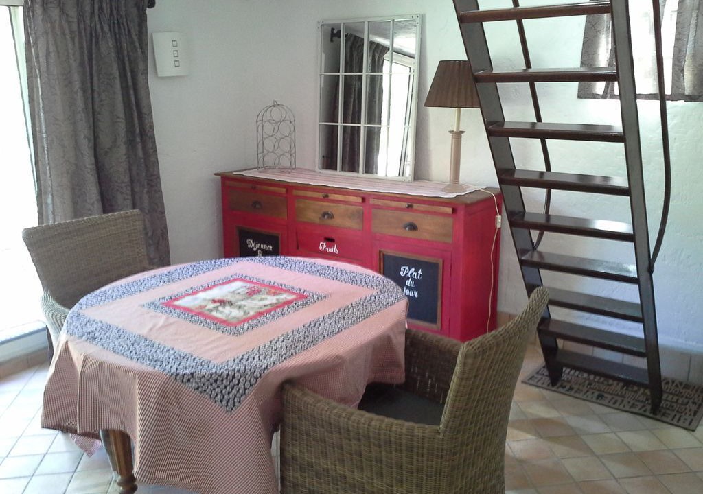 Photo of Others in Lagnes