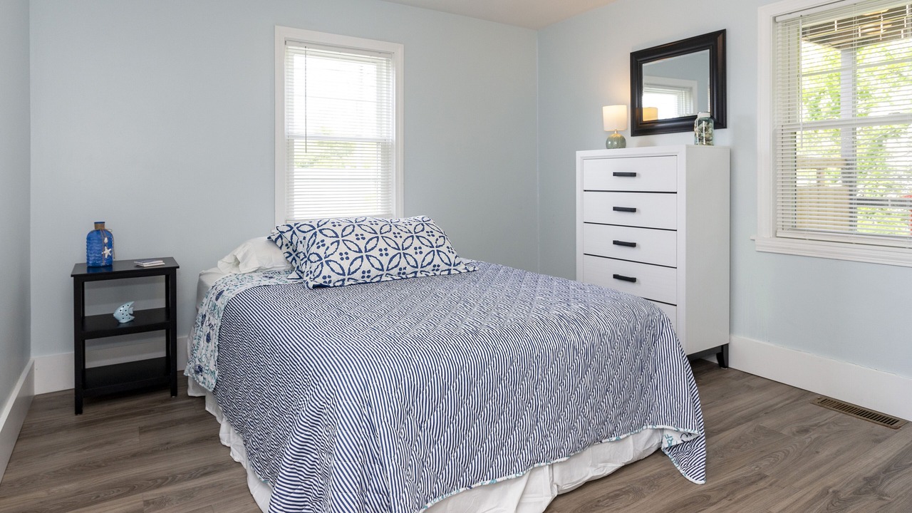 Photo of Others in Eastward Look