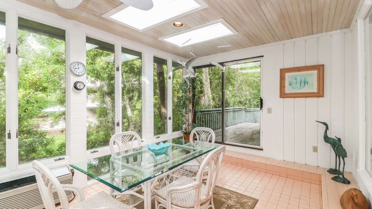 Photo of Bedroom in Oceanside