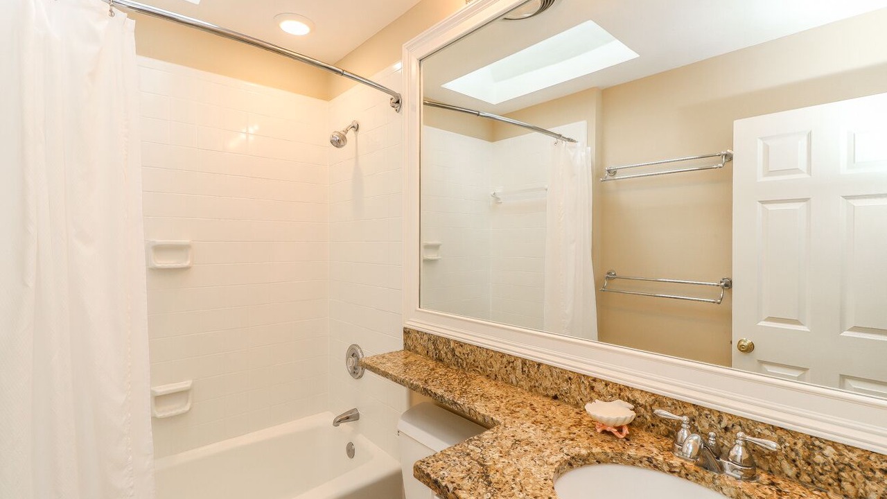 Photo of Bathroom in Oceanside
