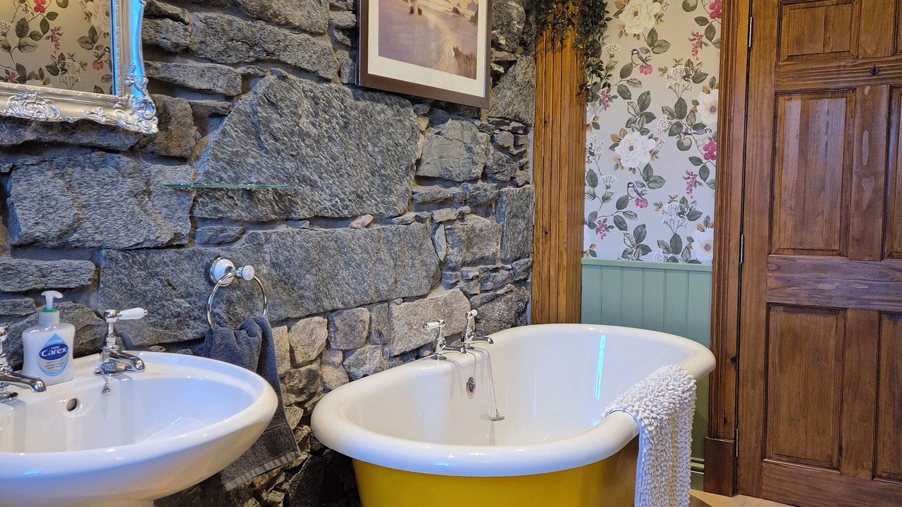 Photo of Others in Fort Augustus