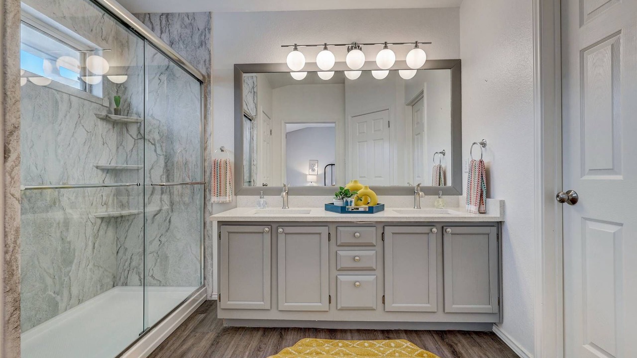 Photo of Bathroom in Rolling Ridge