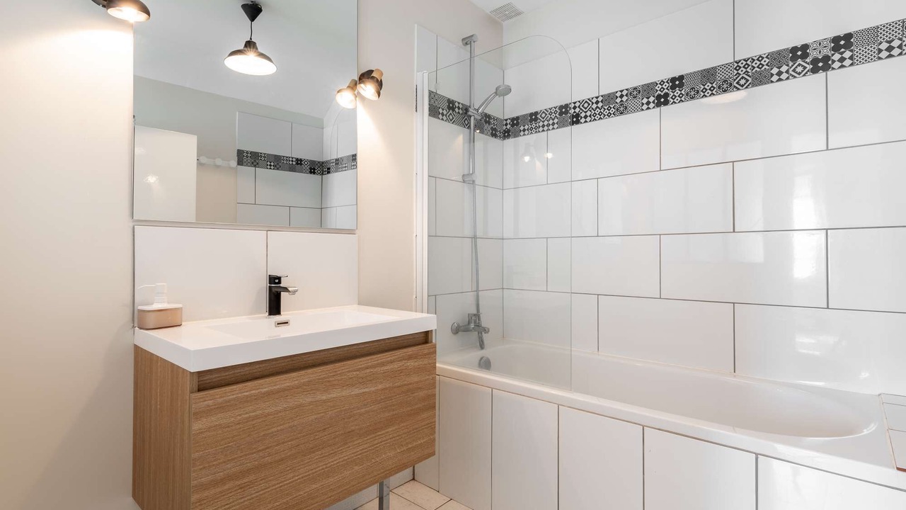 Photo of Bathroom in Arromanches-les-Bains