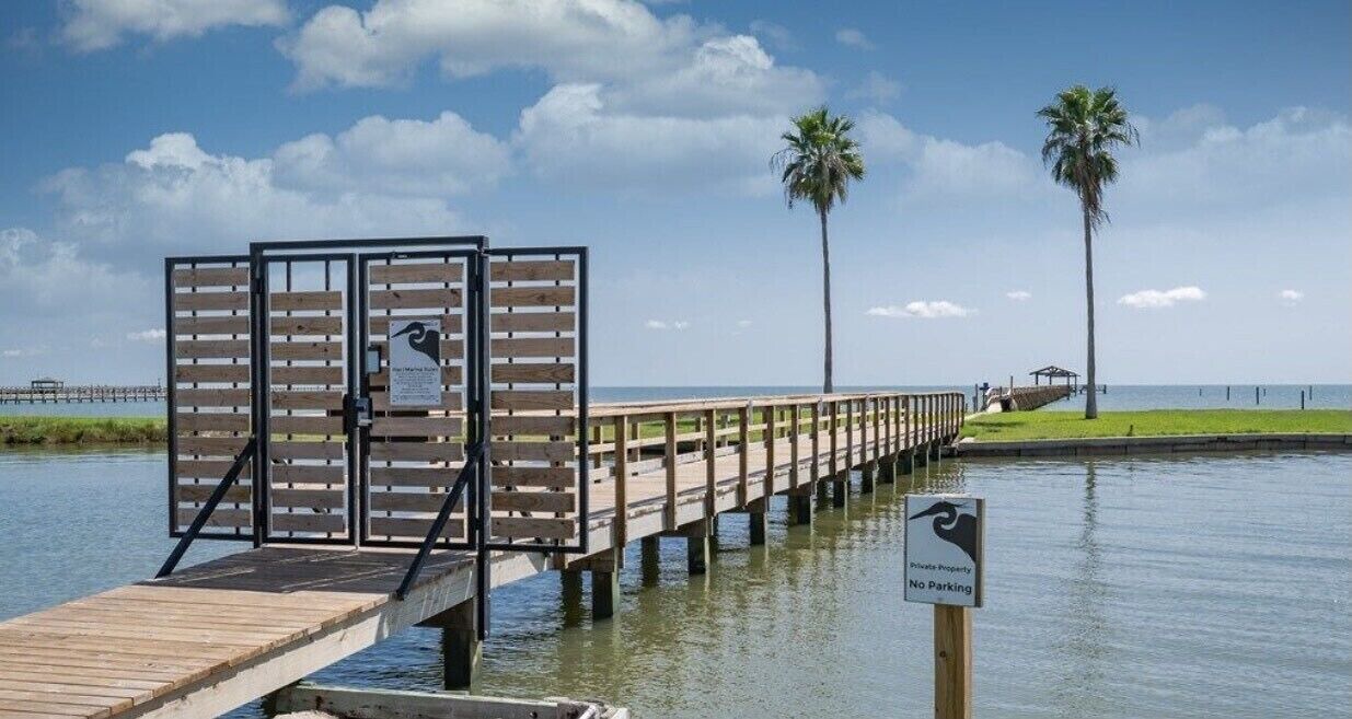 Photo of Others in Sailhouse