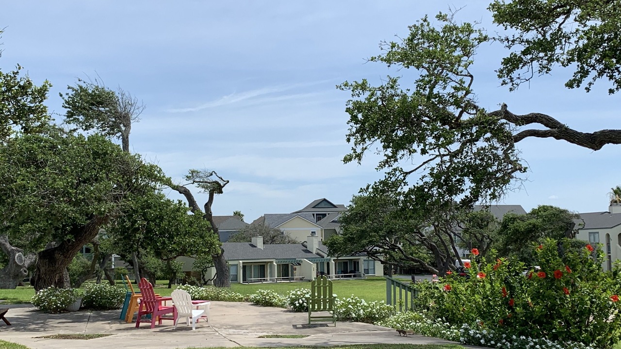 Photo of Others in Sailhouse