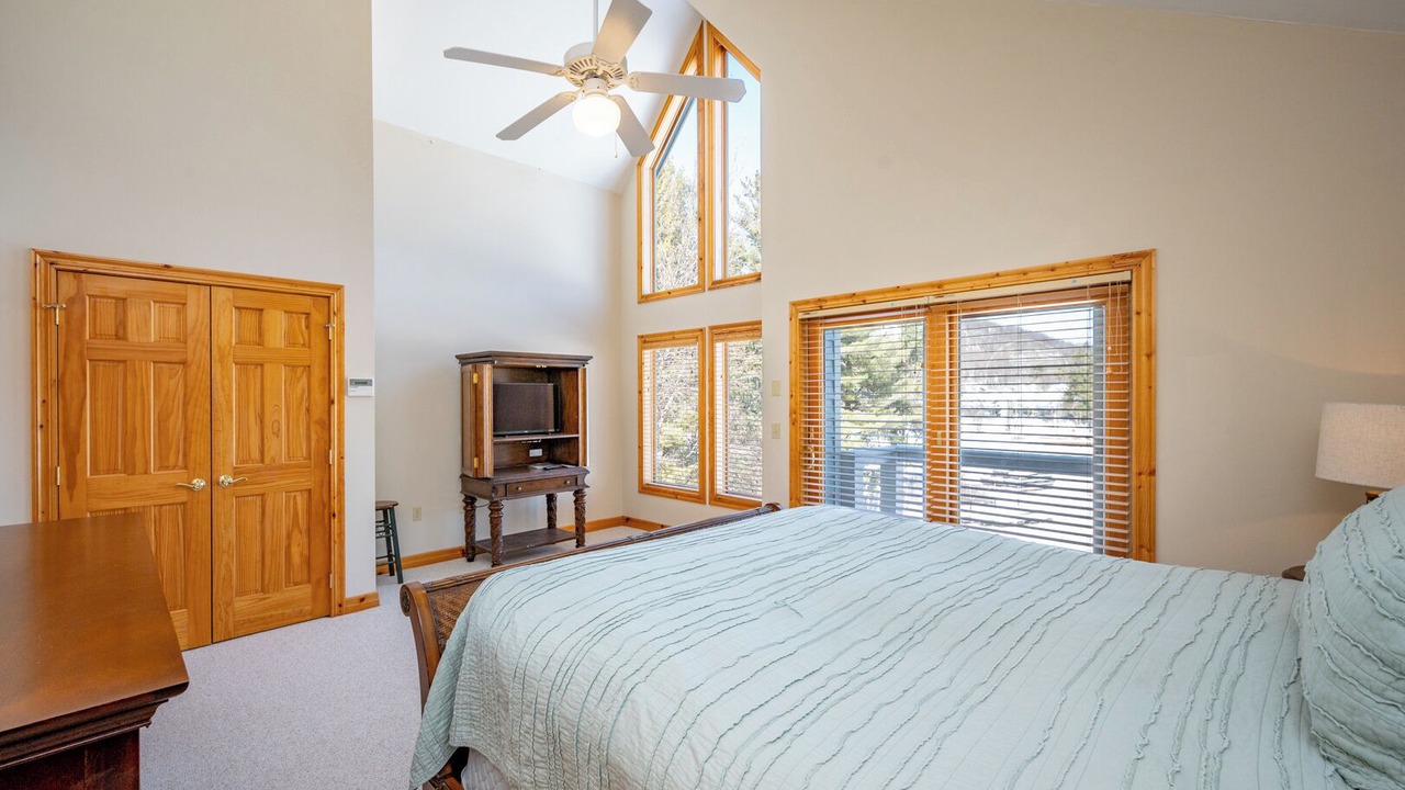 Photo of Bedroom in Thayerville