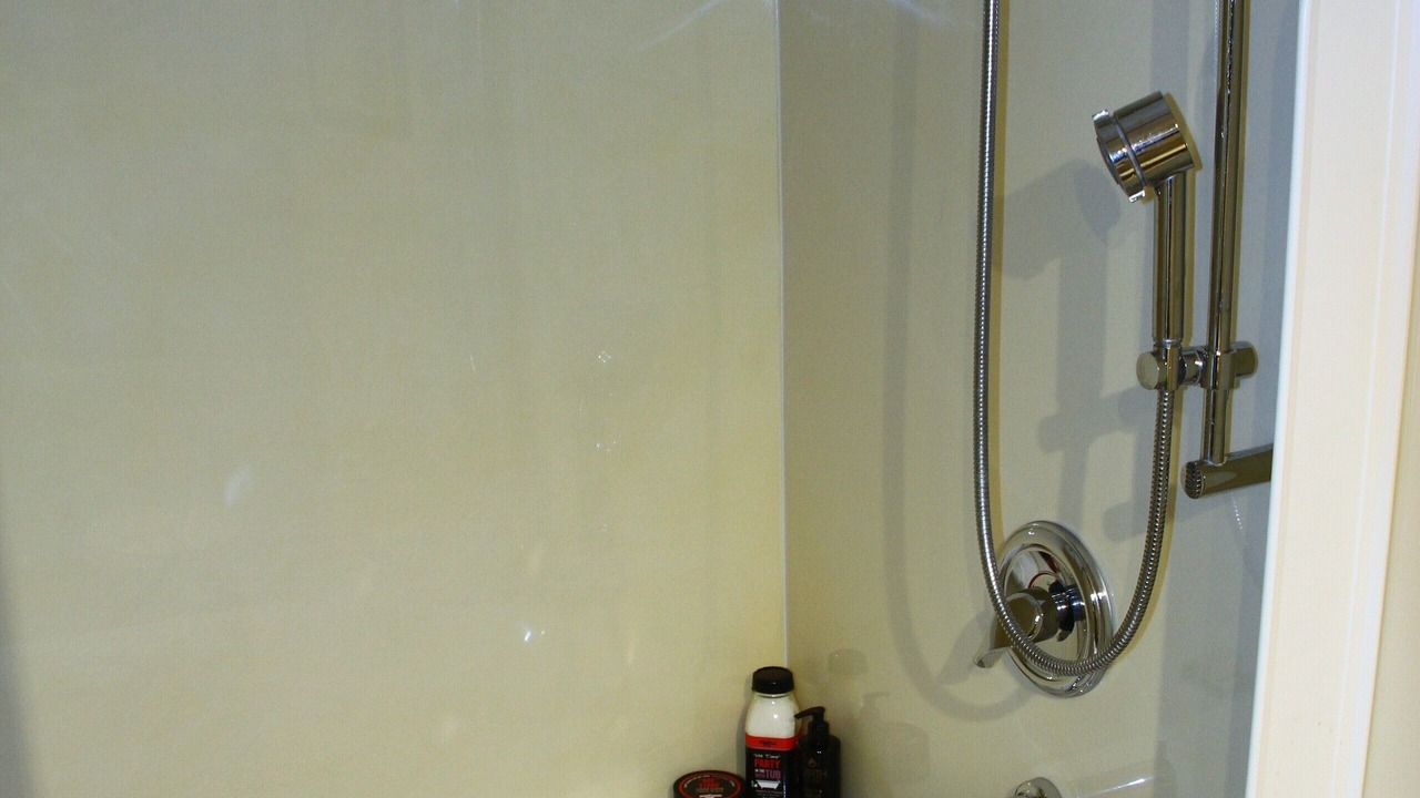 Photo of Bathroom in Romney