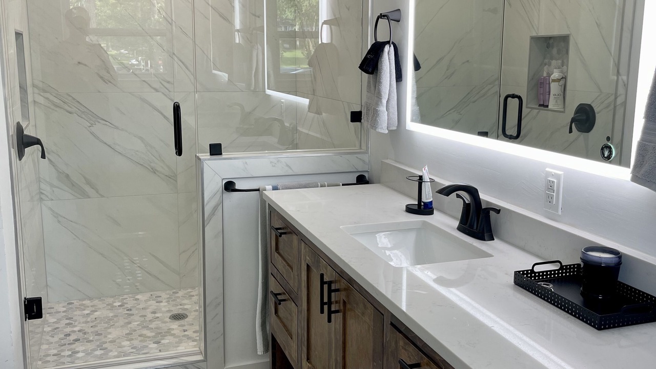Photo of Bathroom in Leisure Land