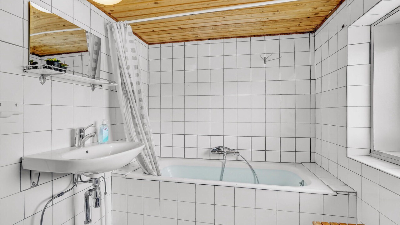 Photo of Bathroom in Oddesund Syd