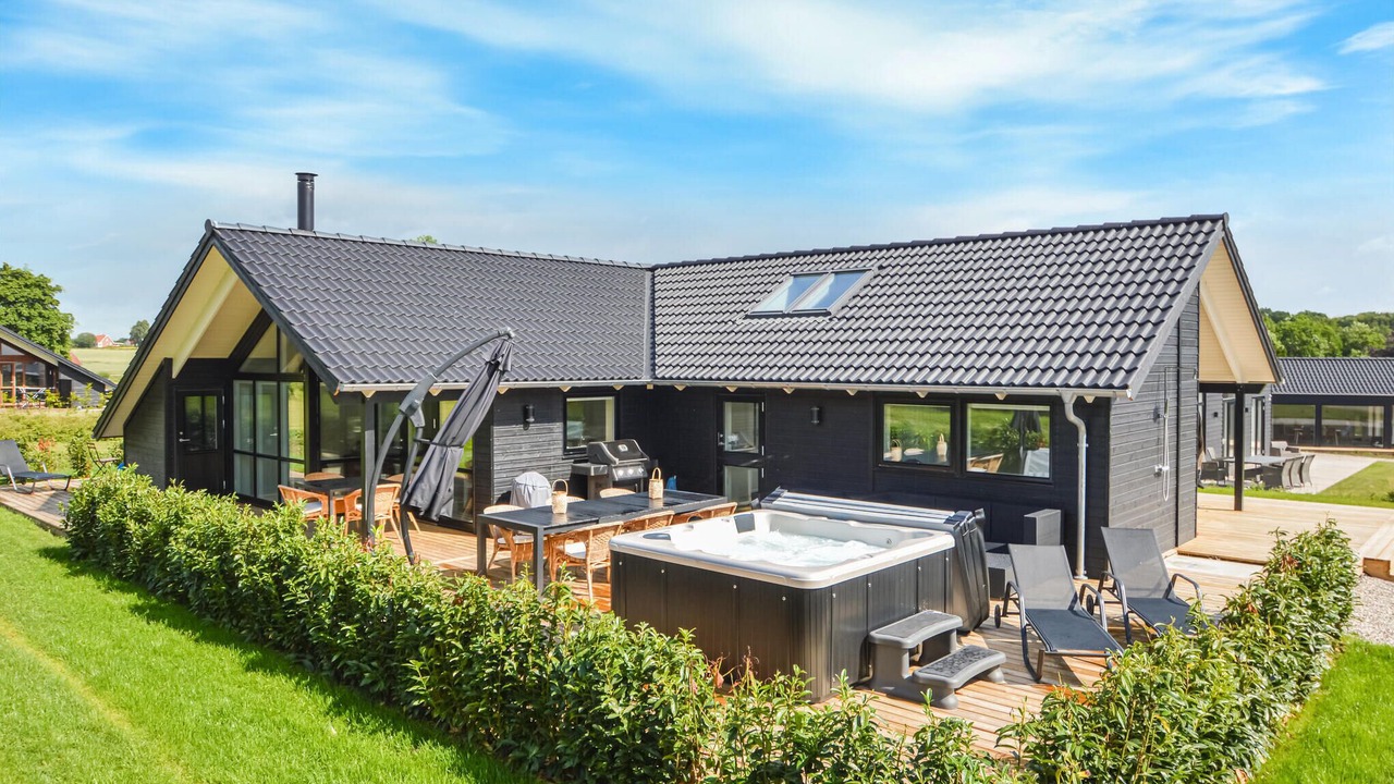 Photo of Others in Kelstrup