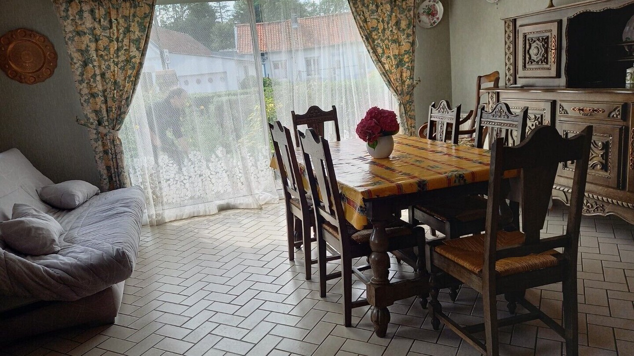 Photo of Others in Verton