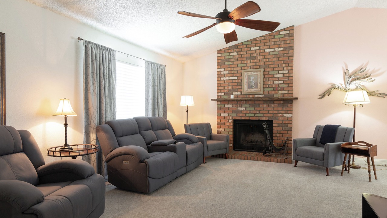 Photo of Livingroom in Dobson Ranch