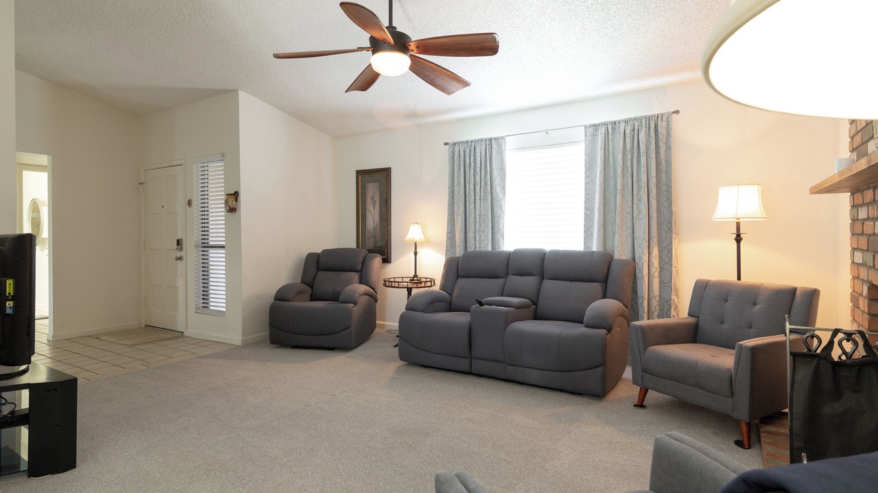 Photo of Livingroom in Dobson Ranch