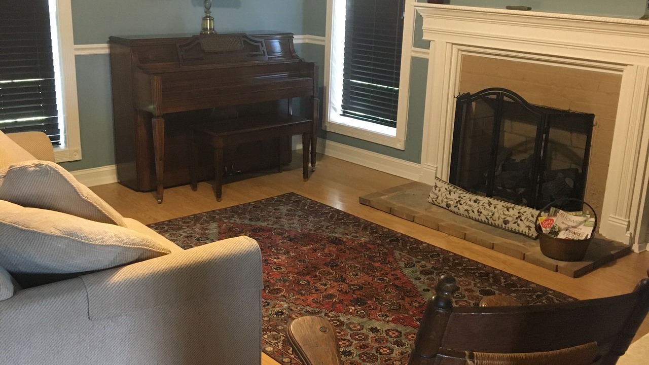 Photo of Livingroom in Halfway