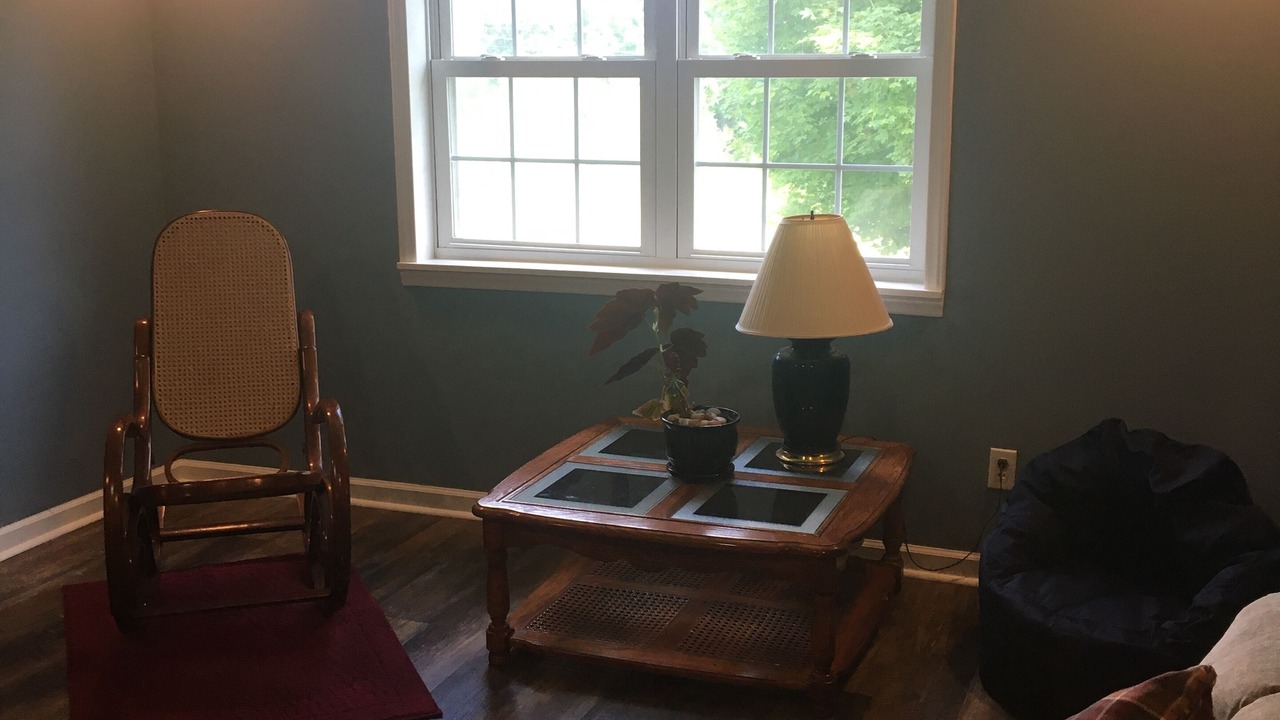 Photo of Livingroom in Halfway