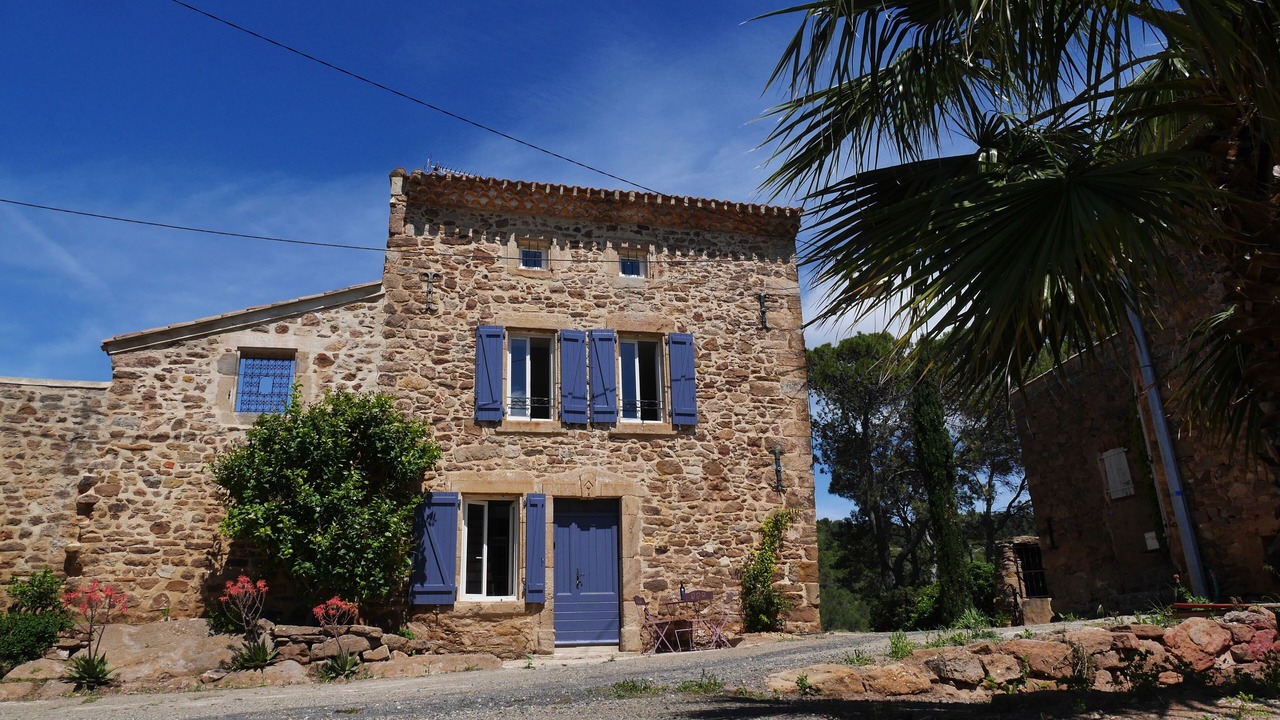 Photo of Outdoor in Quarante