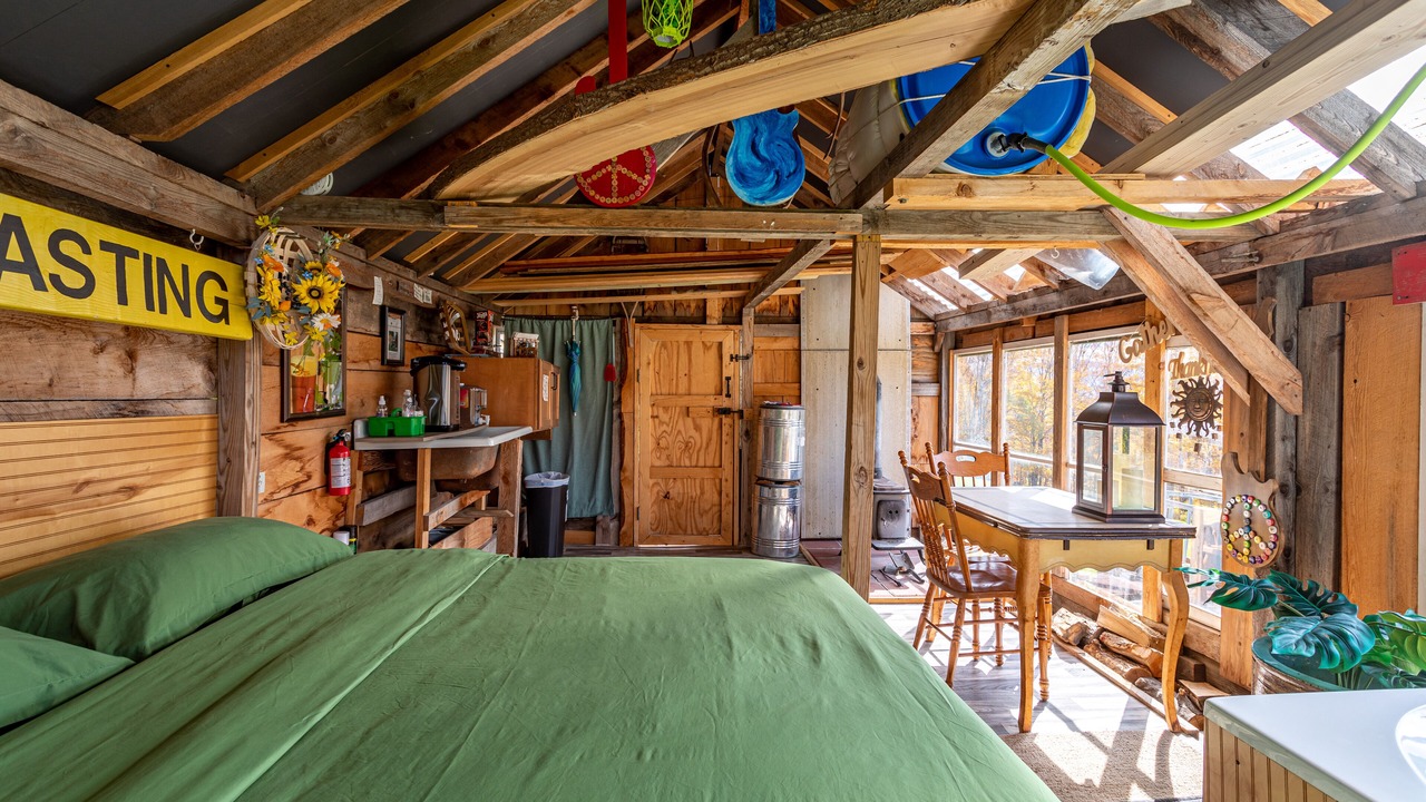 Photo of Bedroom in Town of Broome