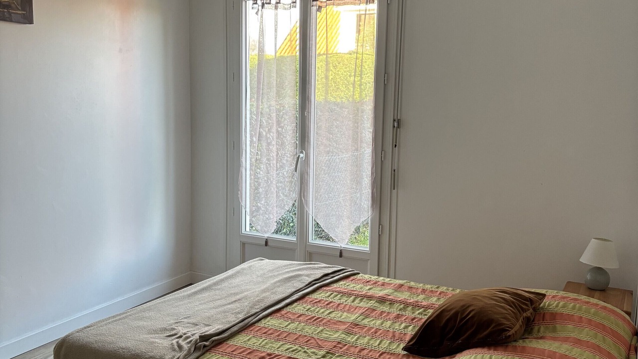 Photo of Bedroom in Gastes