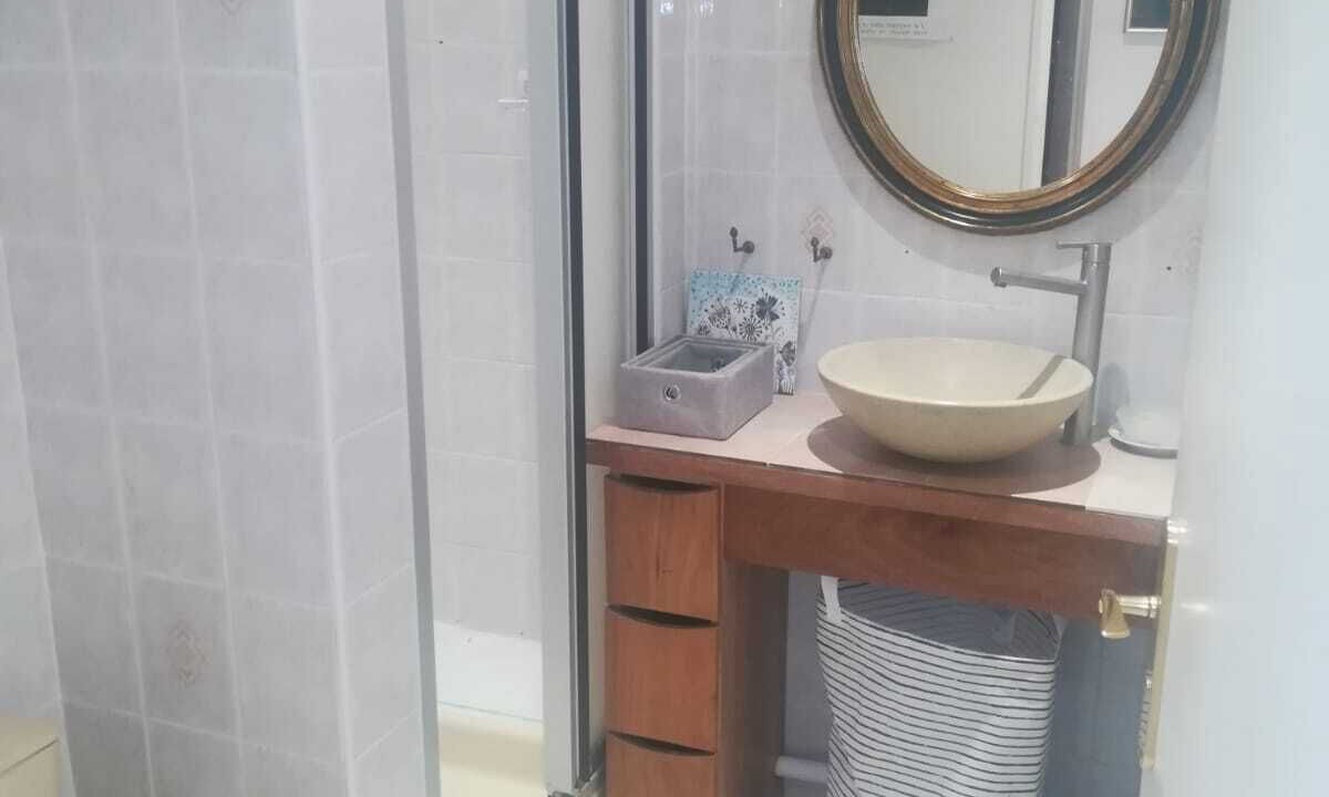 Photo of Bathroom in Aiguerelles