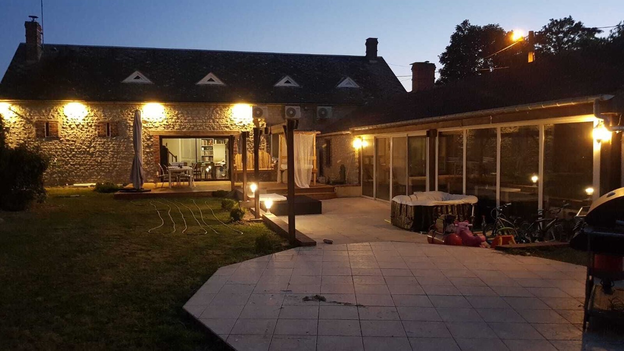 Photo of Patio Balcony in Beauvilliers