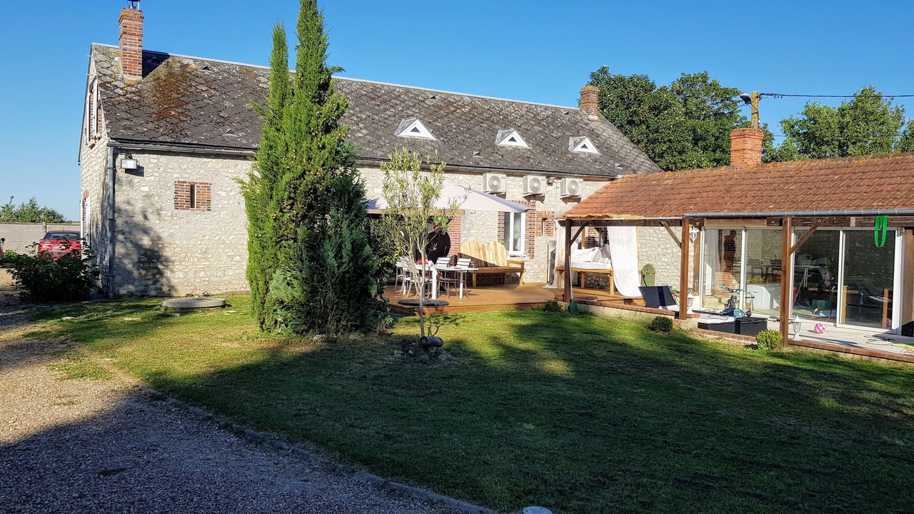 Photo of Patio Balcony in Beauvilliers