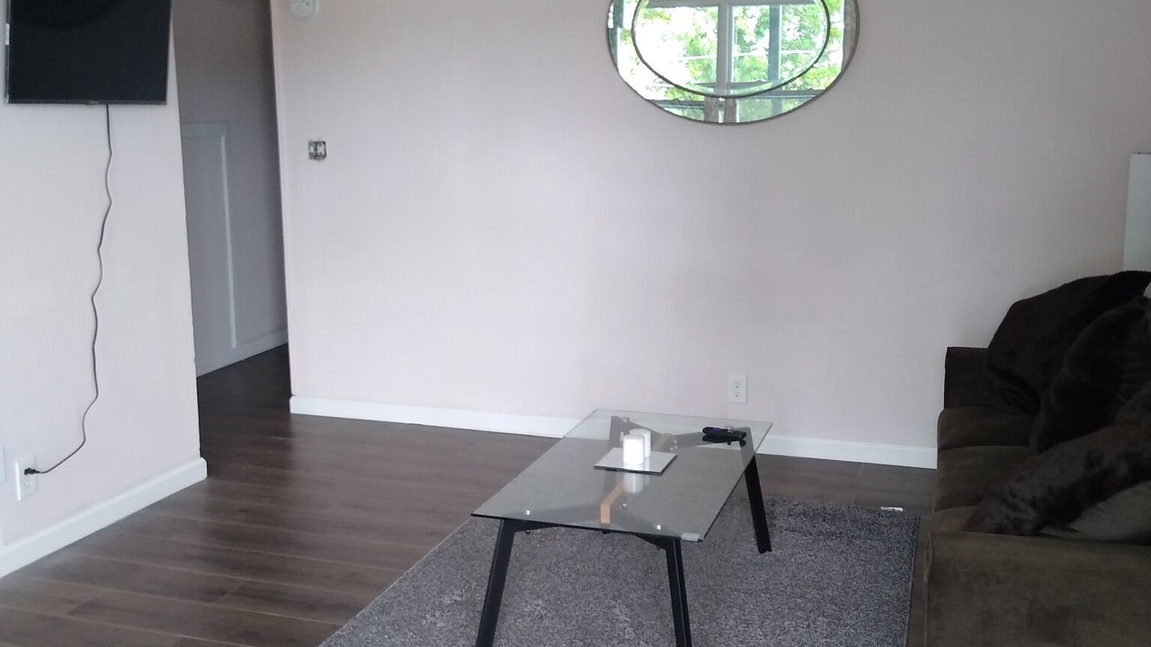 Photo of Livingroom in Macon