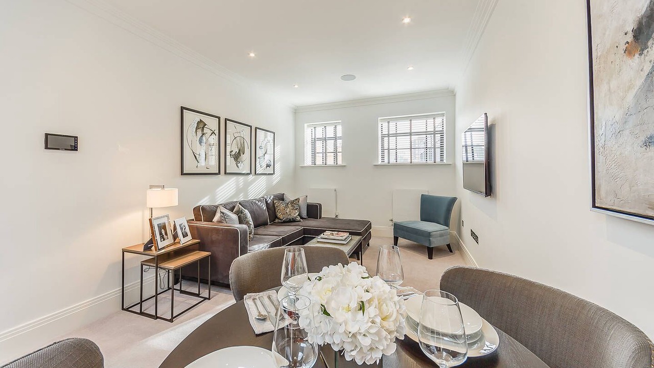 Photo of Livingroom in Hammersmith and Fulham