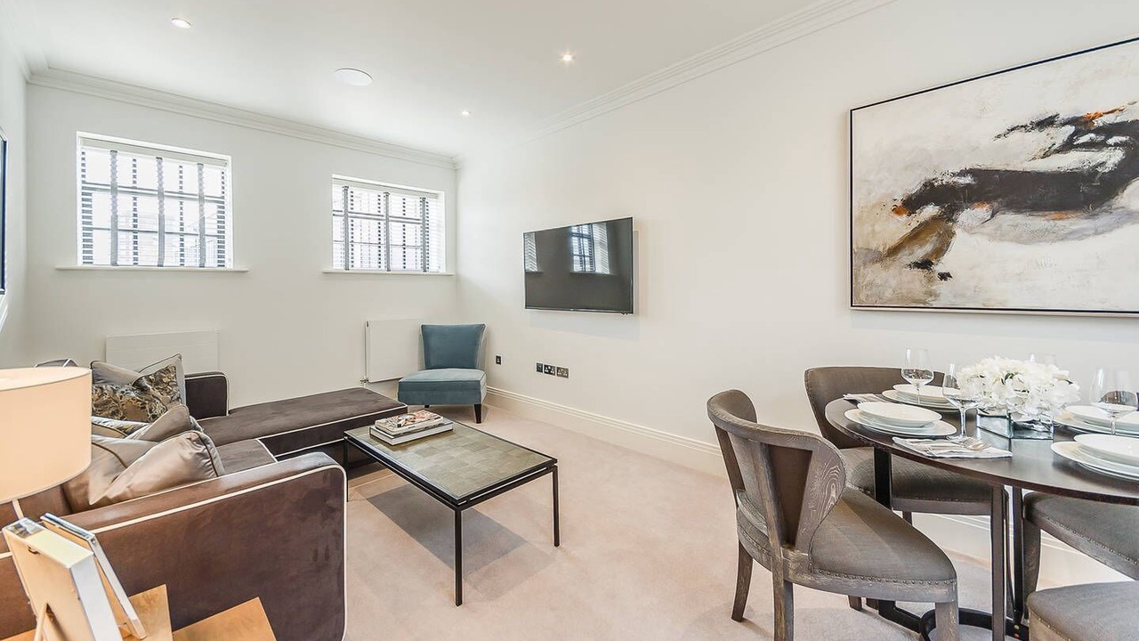 Photo of Livingroom in Hammersmith and Fulham