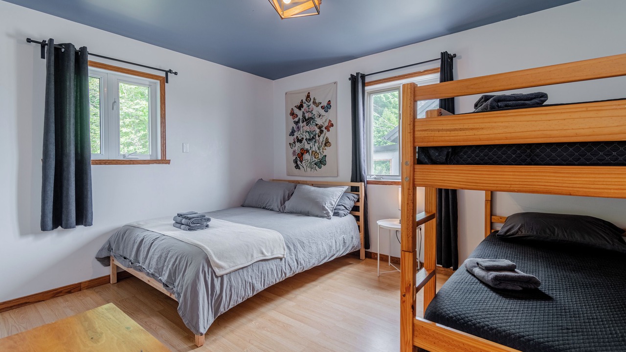 Photo of Bedroom in Petite-Riviere-Saint-Francois