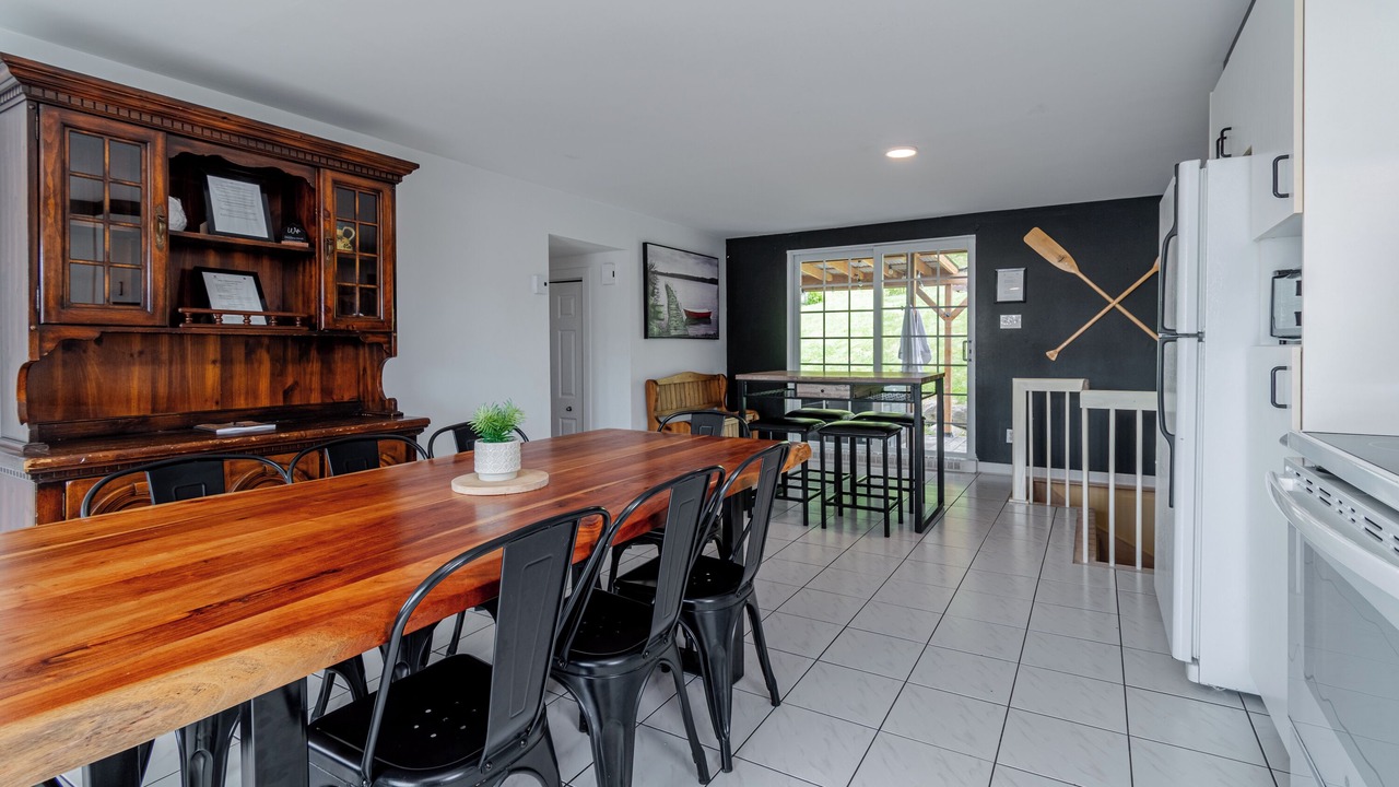 Photo of Kitchen in Petite-Riviere-Saint-Francois
