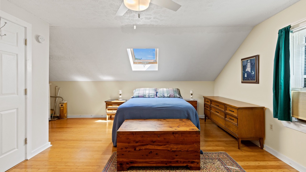 Photo of Others in Standish