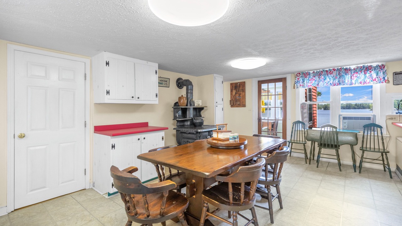 Photo of Others in Standish