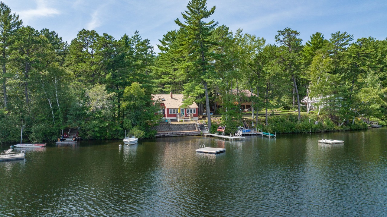 Photo of Others in Standish