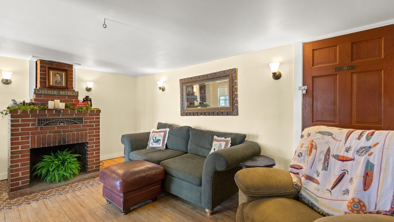 Photo of Livingroom in Standish