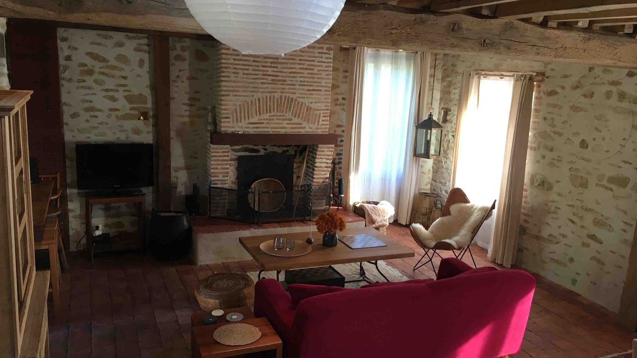 Photo of Livingroom in Saint-Georges-sur-la-Pree