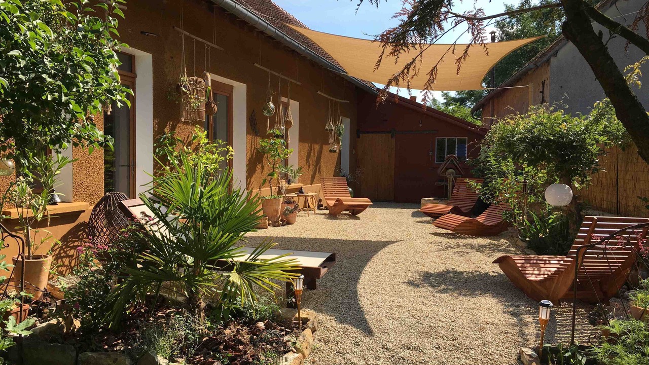 Photo of Patio Balcony in Saint-Georges-sur-la-Pree