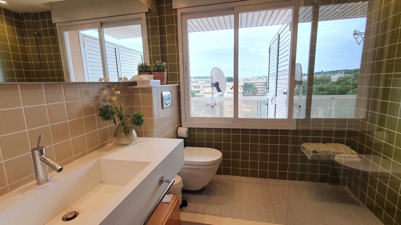 Photo of Bathroom in Salou City Centre