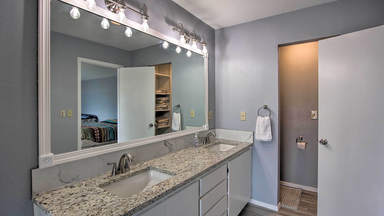 Photo of Bathroom in Eufaula